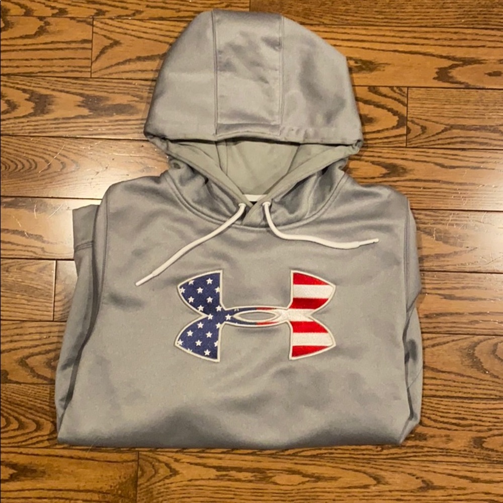 Under Armour Hooded Sweatshirt